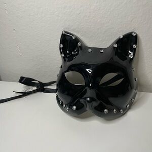 Cat Masquerade Halloween Mask (NWT)